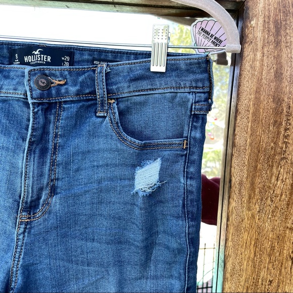 Hollister Skinny Jeans - Picture 2 of 8